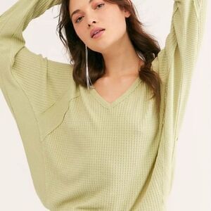 We the free Santa Clara thermal pear green